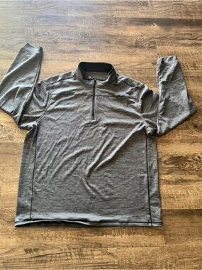 Pebble Beach Men's Long Sleeve Quarter-Zip Shirt in Heather Gray